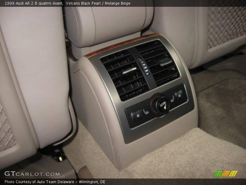 Volcano Black Pearl / Melange Beige 1999 Audi A6 2.8 quattro Avant