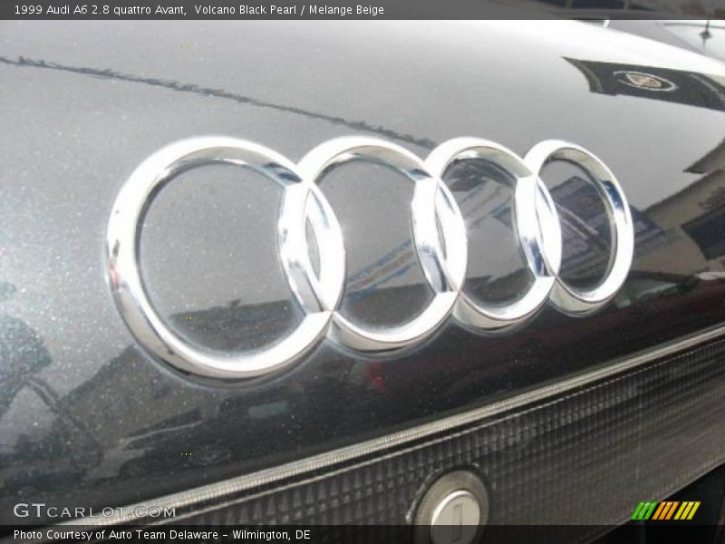 Volcano Black Pearl / Melange Beige 1999 Audi A6 2.8 quattro Avant