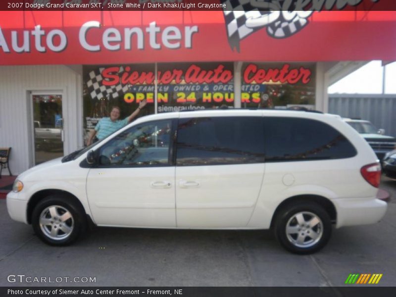 Stone White / Dark Khaki/Light Graystone 2007 Dodge Grand Caravan SXT