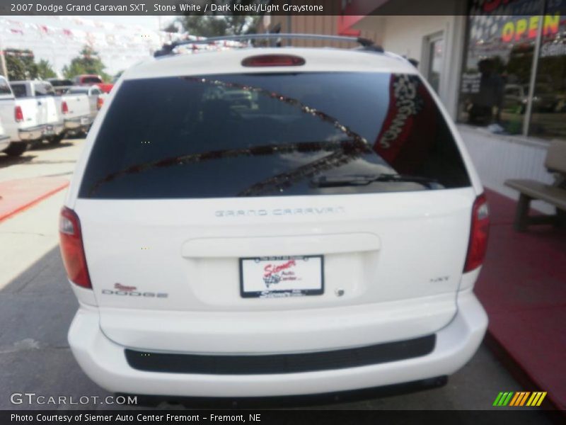 Stone White / Dark Khaki/Light Graystone 2007 Dodge Grand Caravan SXT