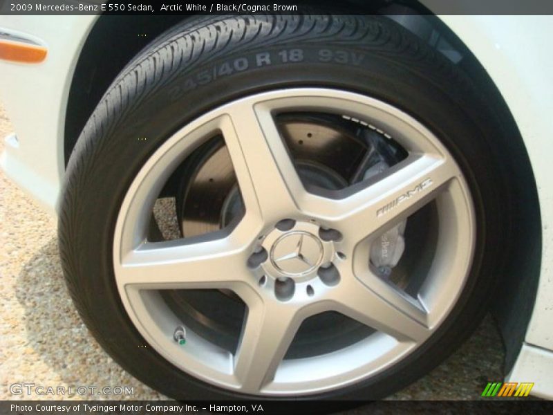 Arctic White / Black/Cognac Brown 2009 Mercedes-Benz E 550 Sedan