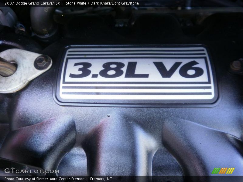 Stone White / Dark Khaki/Light Graystone 2007 Dodge Grand Caravan SXT