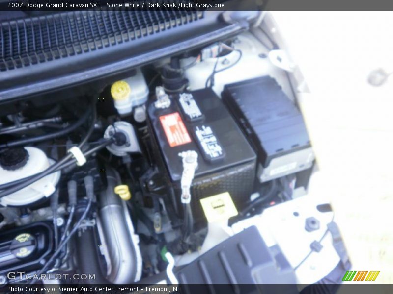 Stone White / Dark Khaki/Light Graystone 2007 Dodge Grand Caravan SXT