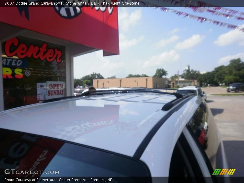 Stone White / Dark Khaki/Light Graystone 2007 Dodge Grand Caravan SXT