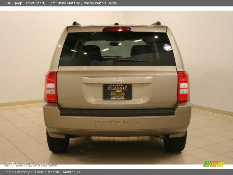 Light Khaki Metallic / Pastel Pebble Beige 2008 Jeep Patriot Sport