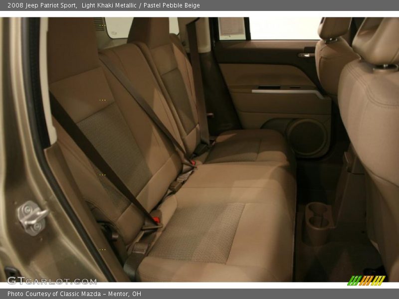 Light Khaki Metallic / Pastel Pebble Beige 2008 Jeep Patriot Sport