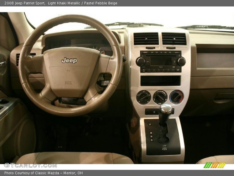 Light Khaki Metallic / Pastel Pebble Beige 2008 Jeep Patriot Sport