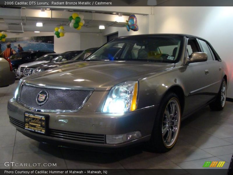 Radiant Bronze Metallic / Cashmere 2006 Cadillac DTS Luxury