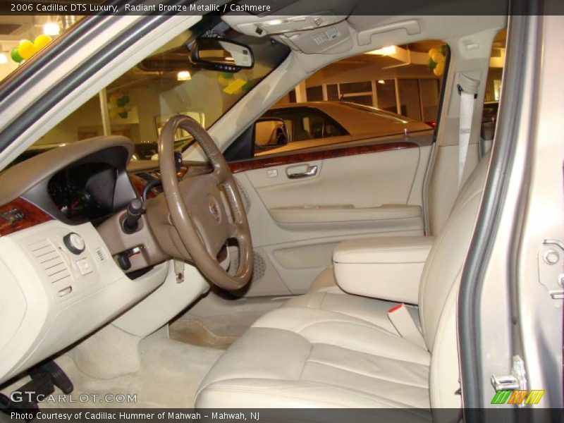 Radiant Bronze Metallic / Cashmere 2006 Cadillac DTS Luxury