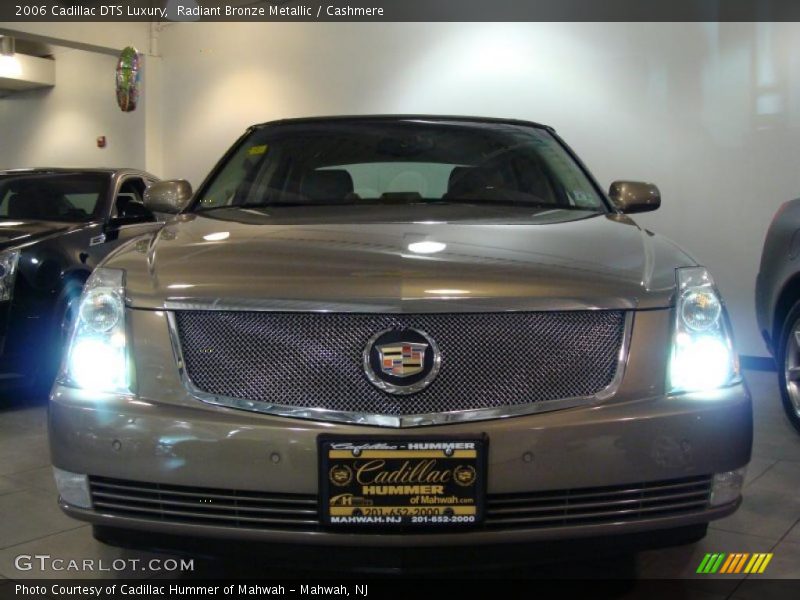 Radiant Bronze Metallic / Cashmere 2006 Cadillac DTS Luxury