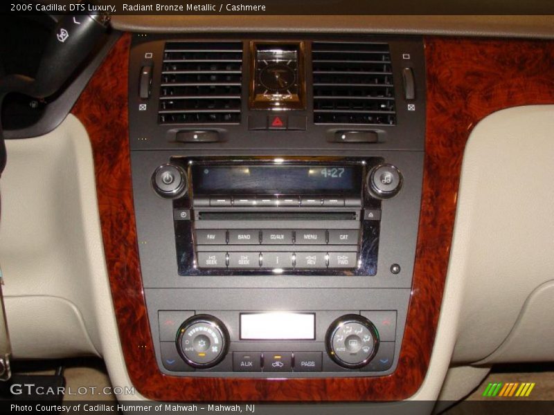 Radiant Bronze Metallic / Cashmere 2006 Cadillac DTS Luxury