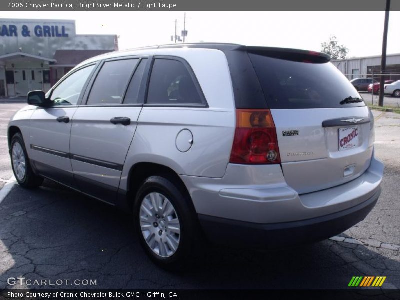 Bright Silver Metallic / Light Taupe 2006 Chrysler Pacifica