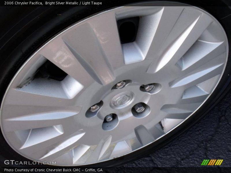 Bright Silver Metallic / Light Taupe 2006 Chrysler Pacifica