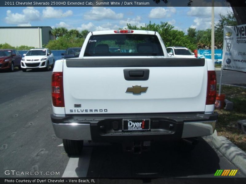 Summit White / Dark Titanium 2011 Chevrolet Silverado 2500HD Extended Cab