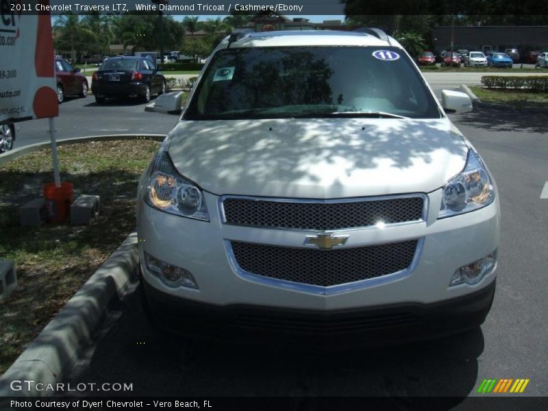 White Diamond Tricoat / Cashmere/Ebony 2011 Chevrolet Traverse LTZ