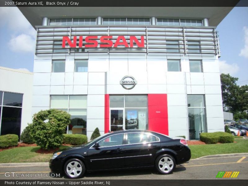 Black Onyx / Gray 2007 Saturn Aura XE