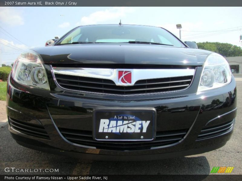 Black Onyx / Gray 2007 Saturn Aura XE
