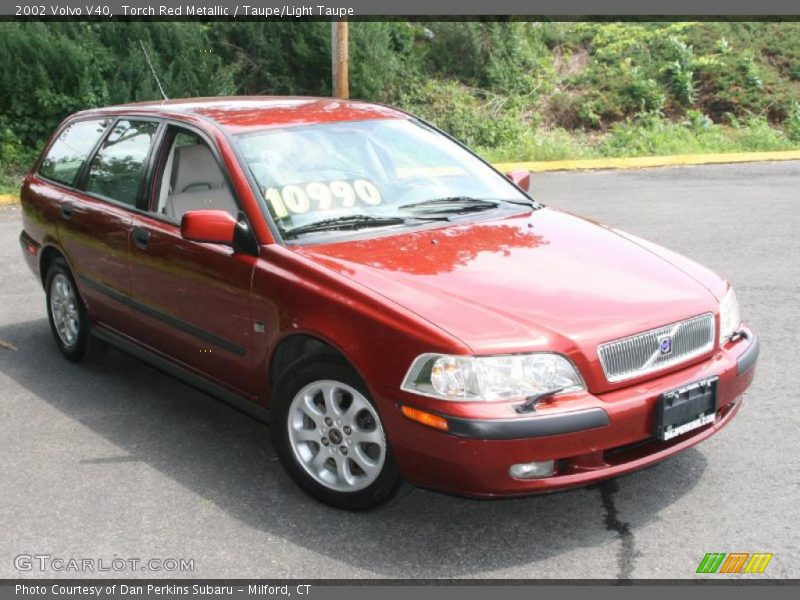 Torch Red Metallic / Taupe/Light Taupe 2002 Volvo V40