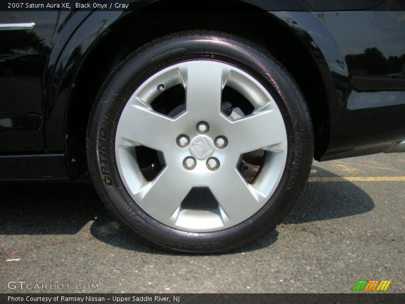 Black Onyx / Gray 2007 Saturn Aura XE