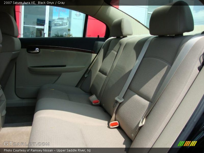 Black Onyx / Gray 2007 Saturn Aura XE