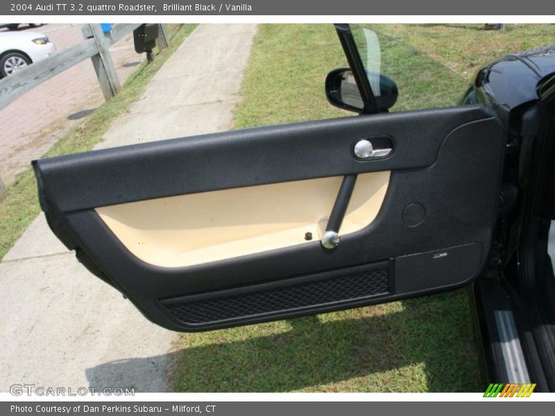 Brilliant Black / Vanilla 2004 Audi TT 3.2 quattro Roadster