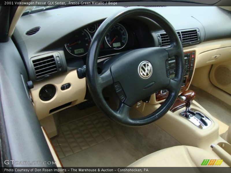 Fresco Green Metallic / Beige 2001 Volkswagen Passat GLX Sedan