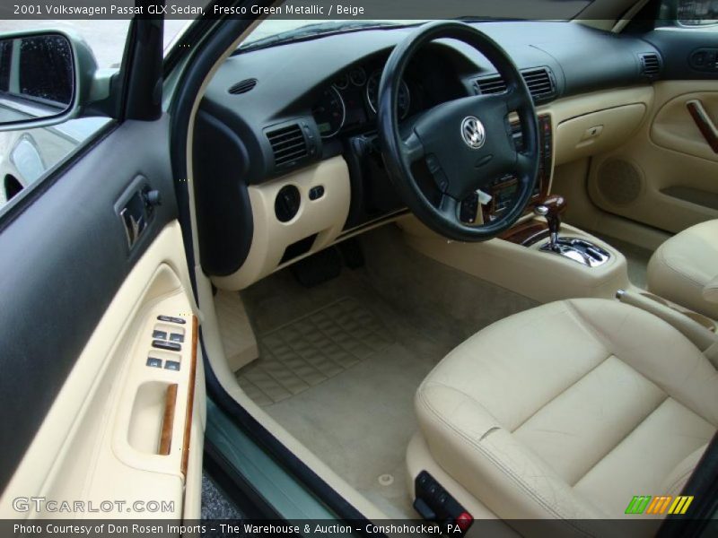 Fresco Green Metallic / Beige 2001 Volkswagen Passat GLX Sedan