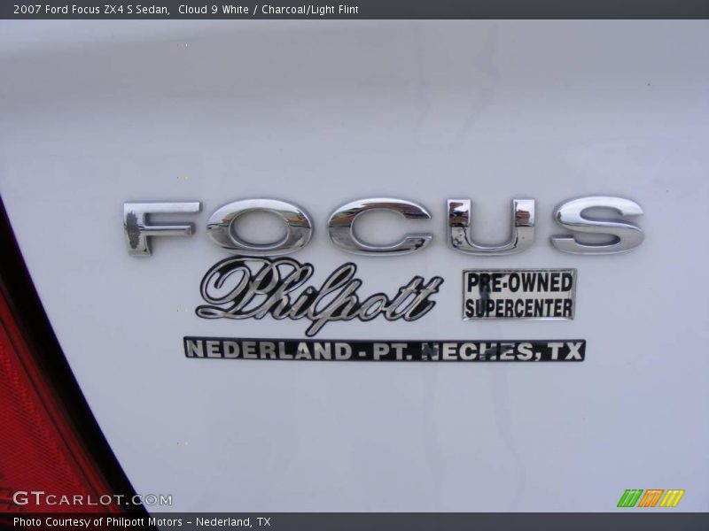 Cloud 9 White / Charcoal/Light Flint 2007 Ford Focus ZX4 S Sedan