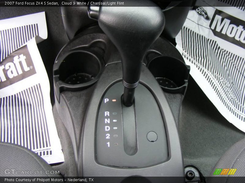 Cloud 9 White / Charcoal/Light Flint 2007 Ford Focus ZX4 S Sedan