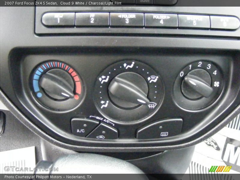 Cloud 9 White / Charcoal/Light Flint 2007 Ford Focus ZX4 S Sedan
