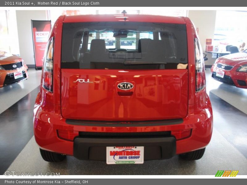 Molten Red / Black Soul Logo Cloth 2011 Kia Soul +