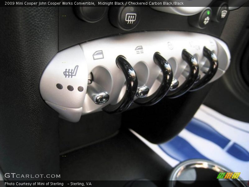 Controls of 2009 Cooper John Cooper Works Convertible