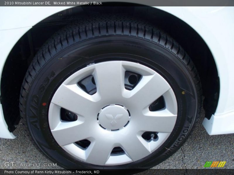 Wicked White Metallic / Black 2010 Mitsubishi Lancer DE