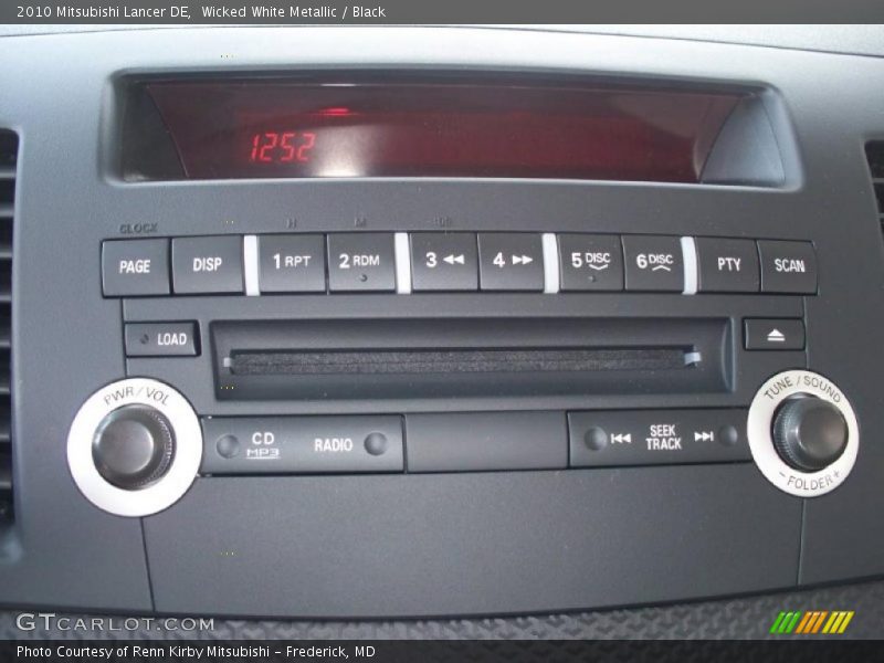 Wicked White Metallic / Black 2010 Mitsubishi Lancer DE