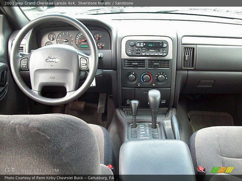 Silverstone Metallic / Sandstone 2001 Jeep Grand Cherokee Laredo 4x4