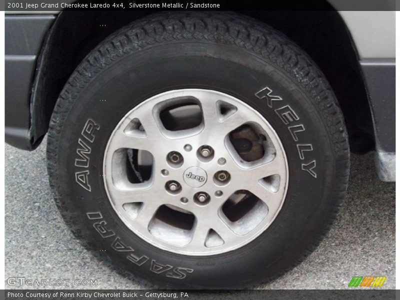 Silverstone Metallic / Sandstone 2001 Jeep Grand Cherokee Laredo 4x4
