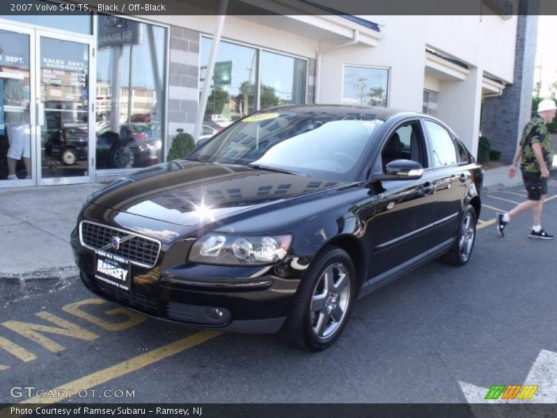 Black / Off-Black 2007 Volvo S40 T5