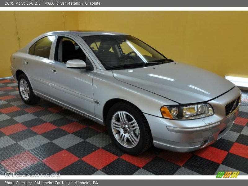 Silver Metallic / Graphite 2005 Volvo S60 2.5T AWD