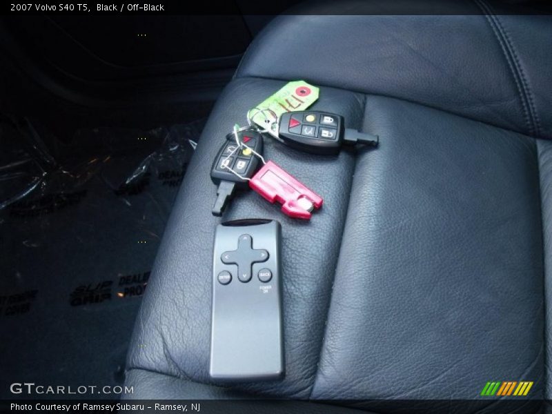 Black / Off-Black 2007 Volvo S40 T5