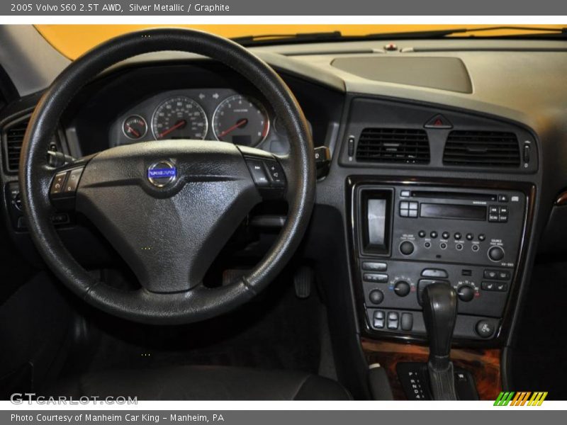 Silver Metallic / Graphite 2005 Volvo S60 2.5T AWD