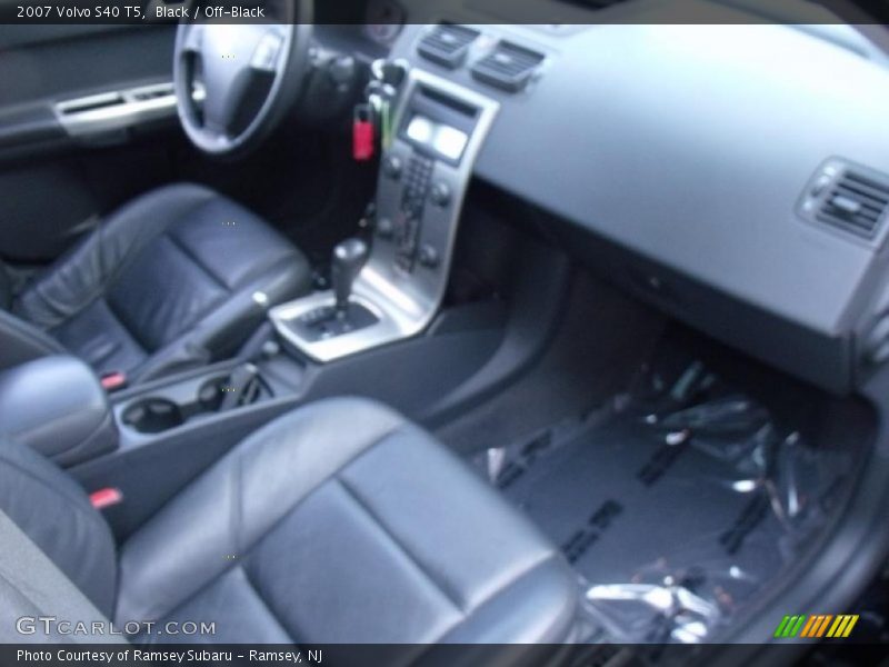 Black / Off-Black 2007 Volvo S40 T5