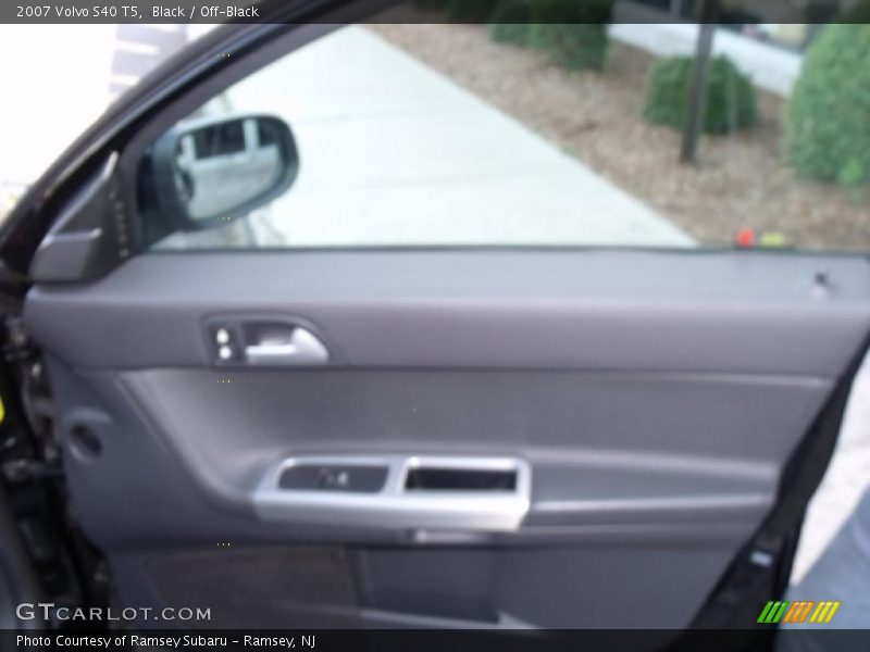 Black / Off-Black 2007 Volvo S40 T5