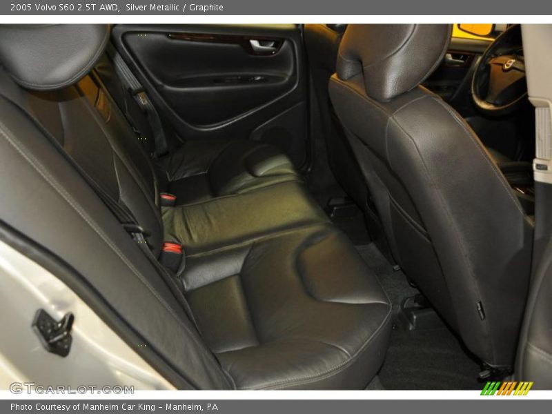 Silver Metallic / Graphite 2005 Volvo S60 2.5T AWD
