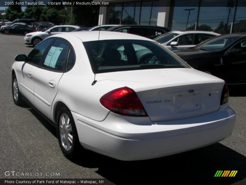 Vibrant White / Medium/Dark Flint 2005 Ford Taurus SEL