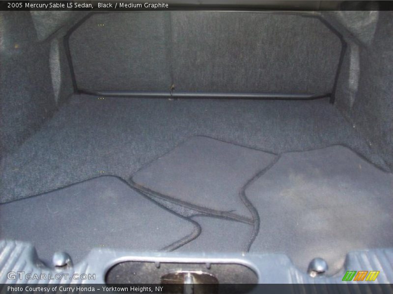 Black / Medium Graphite 2005 Mercury Sable LS Sedan