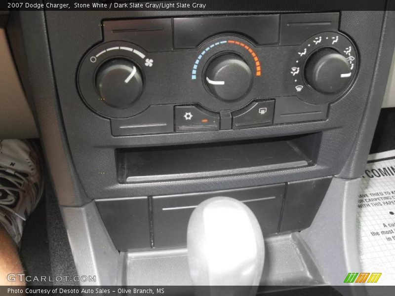 Stone White / Dark Slate Gray/Light Slate Gray 2007 Dodge Charger