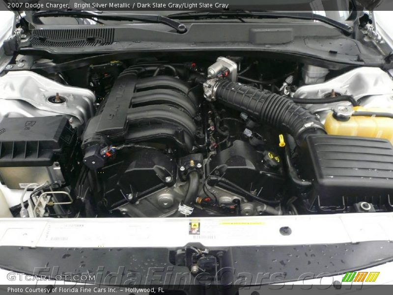 Bright Silver Metallic / Dark Slate Gray/Light Slate Gray 2007 Dodge Charger