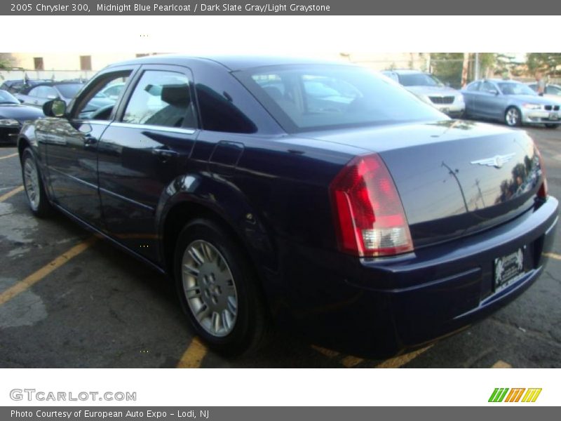 Midnight Blue Pearlcoat / Dark Slate Gray/Light Graystone 2005 Chrysler 300