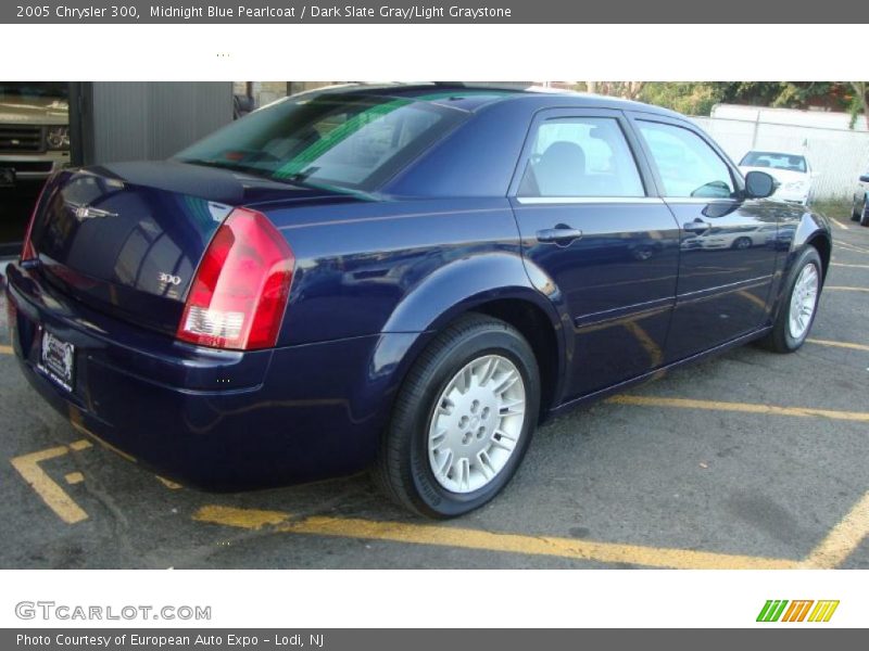 Midnight Blue Pearlcoat / Dark Slate Gray/Light Graystone 2005 Chrysler 300