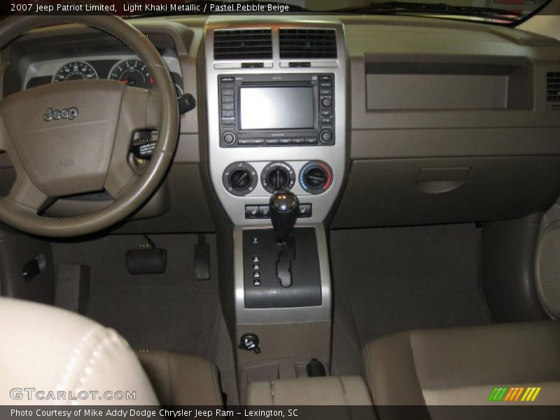 Light Khaki Metallic / Pastel Pebble Beige 2007 Jeep Patriot Limited